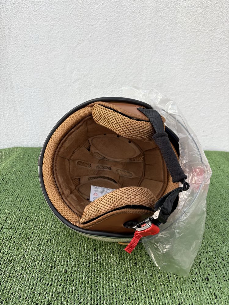 Capacete mota novo