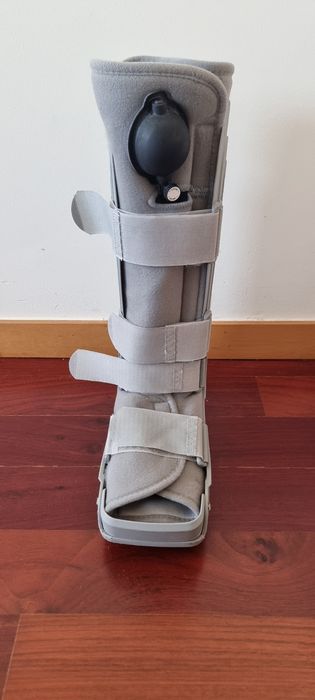 Canadianas Orthia Aço 02/02 com bota imobilizadora