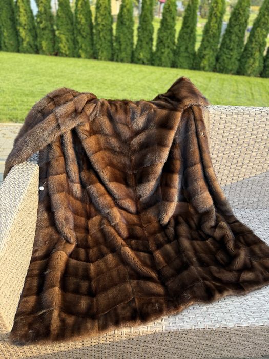 Futro naturalne z norek grzbiety, rozm. S-L 120 cm !