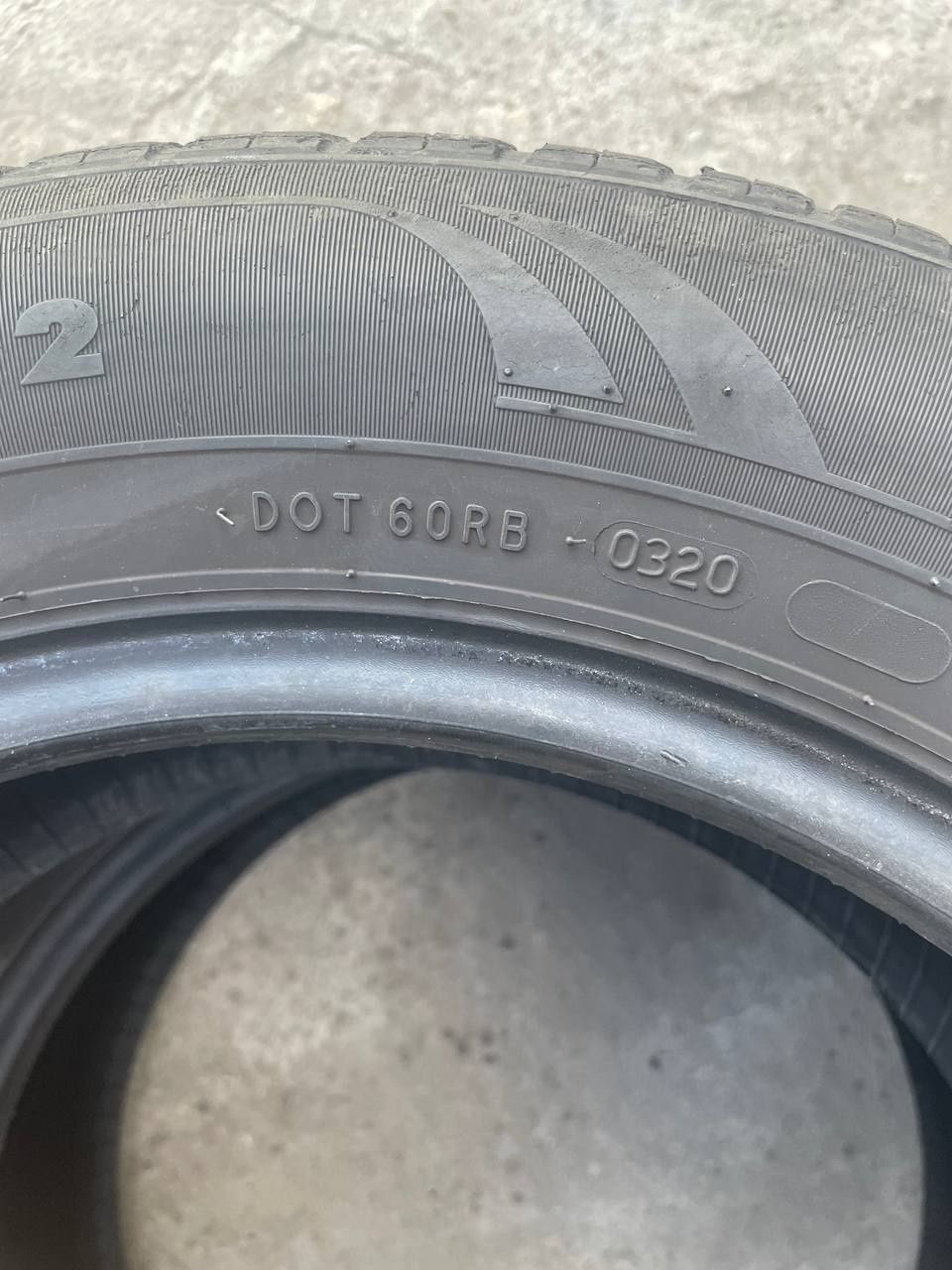 Продам літню гуму 195/60 r15