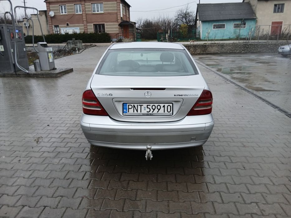 Продам Мерседес W203 C180 Kompresor в Харошому стані.