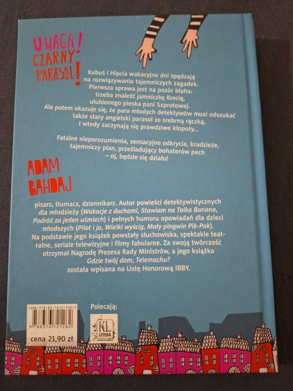 Uwaga! Czarny parasol!