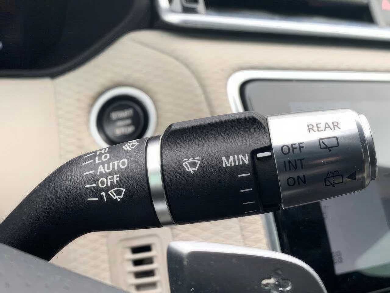 2021 Land Rover Range Rover Velar P250 R-Dynamic S