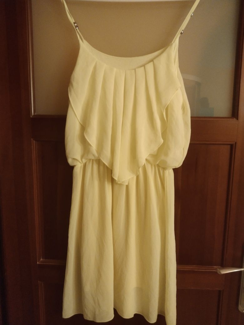 Żółta sukienka letnia tiulowa M