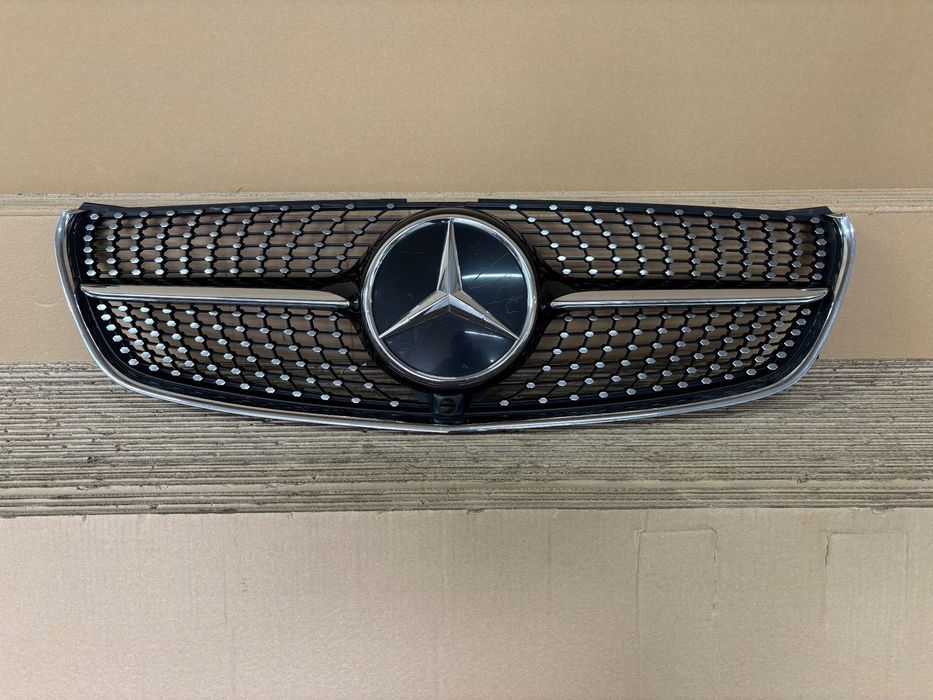 Mercedes V Klasa 447 AMG Diamond  atrapa  grill
