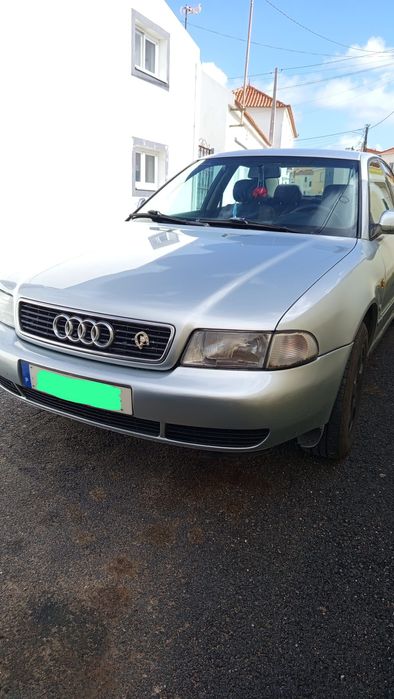 Vendo Audi A4 1.9 TDI