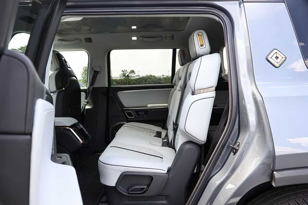 2023 Rivian R1S Adventure Quad Motor