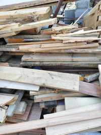 Drewno do palenia lub na budowę do szalunku