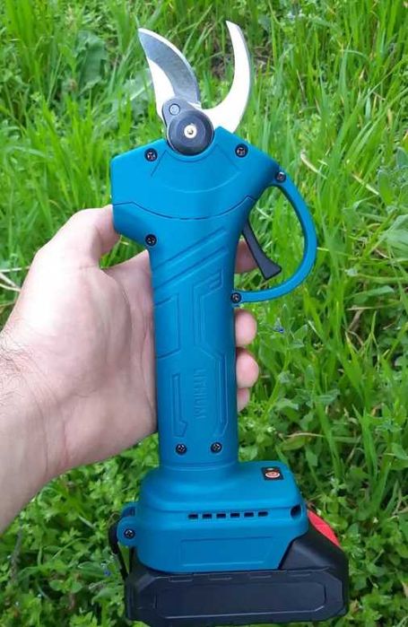 Акумуляторний садовий секатор 24V + 2 акумулятори Сучкоріз