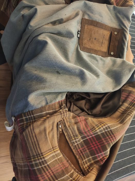 Casaco Pull & Bear Tamanho L 40