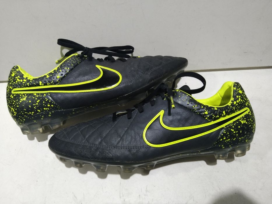 Korki piłkarskie Nike rozmiar 47