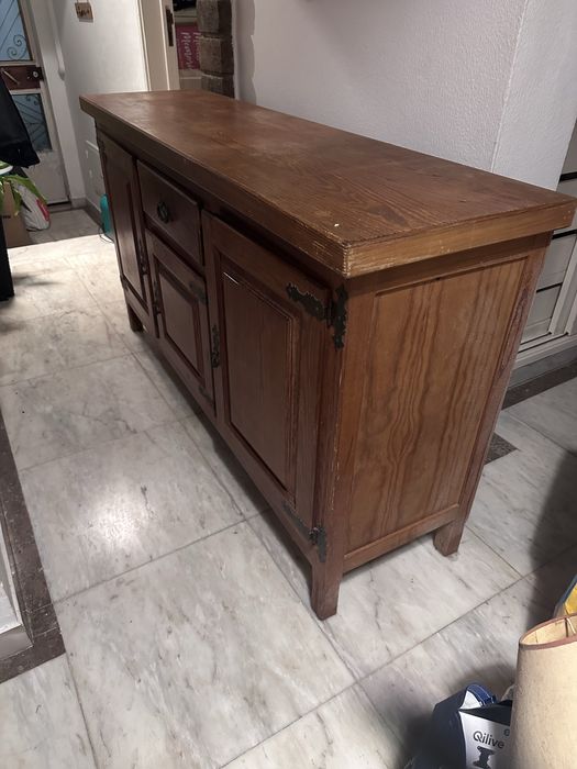 Dois moveis madeira macica