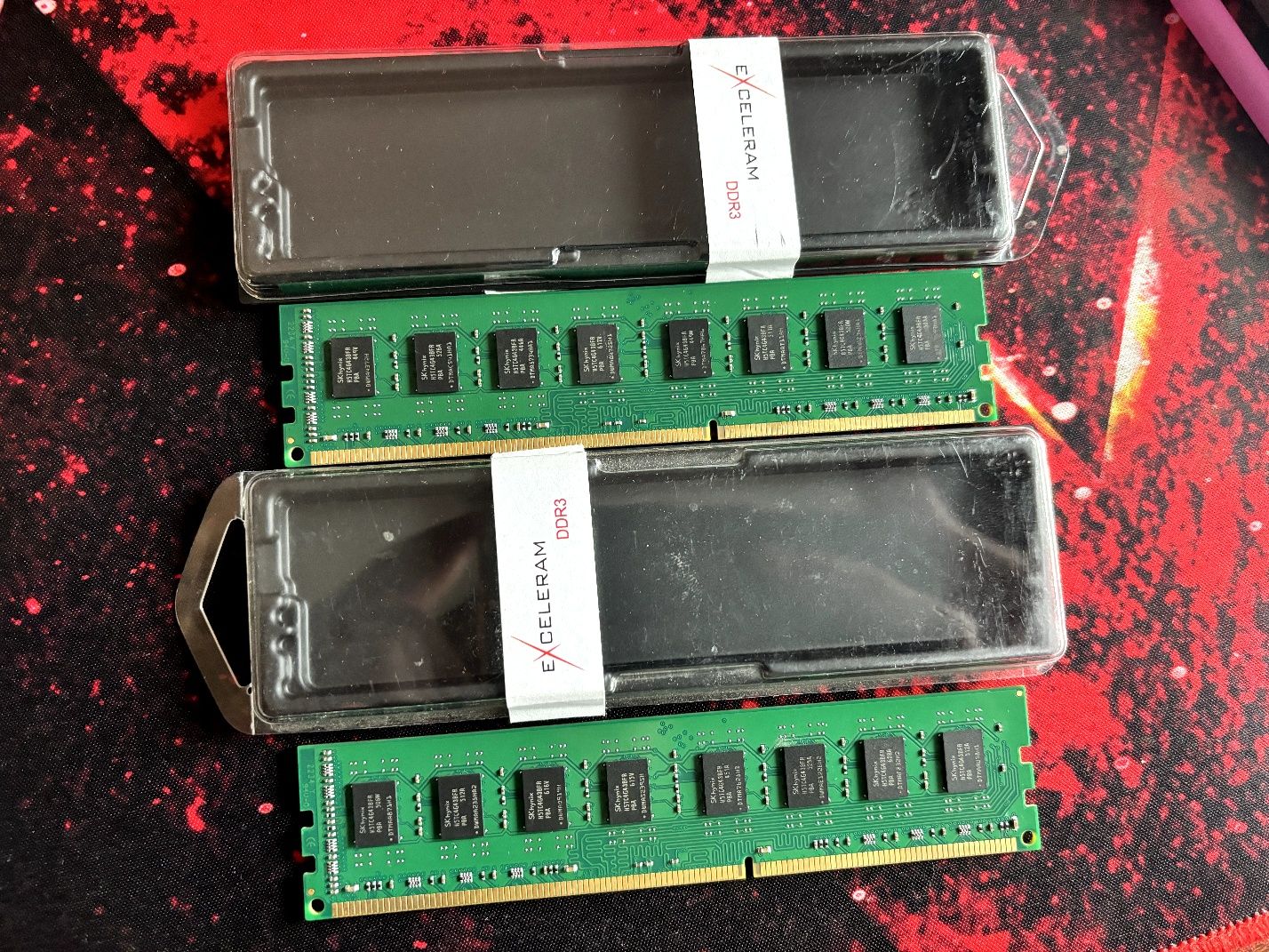 Оперативна пам'ять DDR3 1600mhz 16GB Exceleram Пара