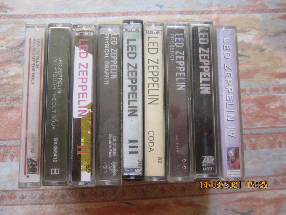 аудіокасети с записом гуртів Deep Purple,DIO,Led Zeppelin,Rainbow