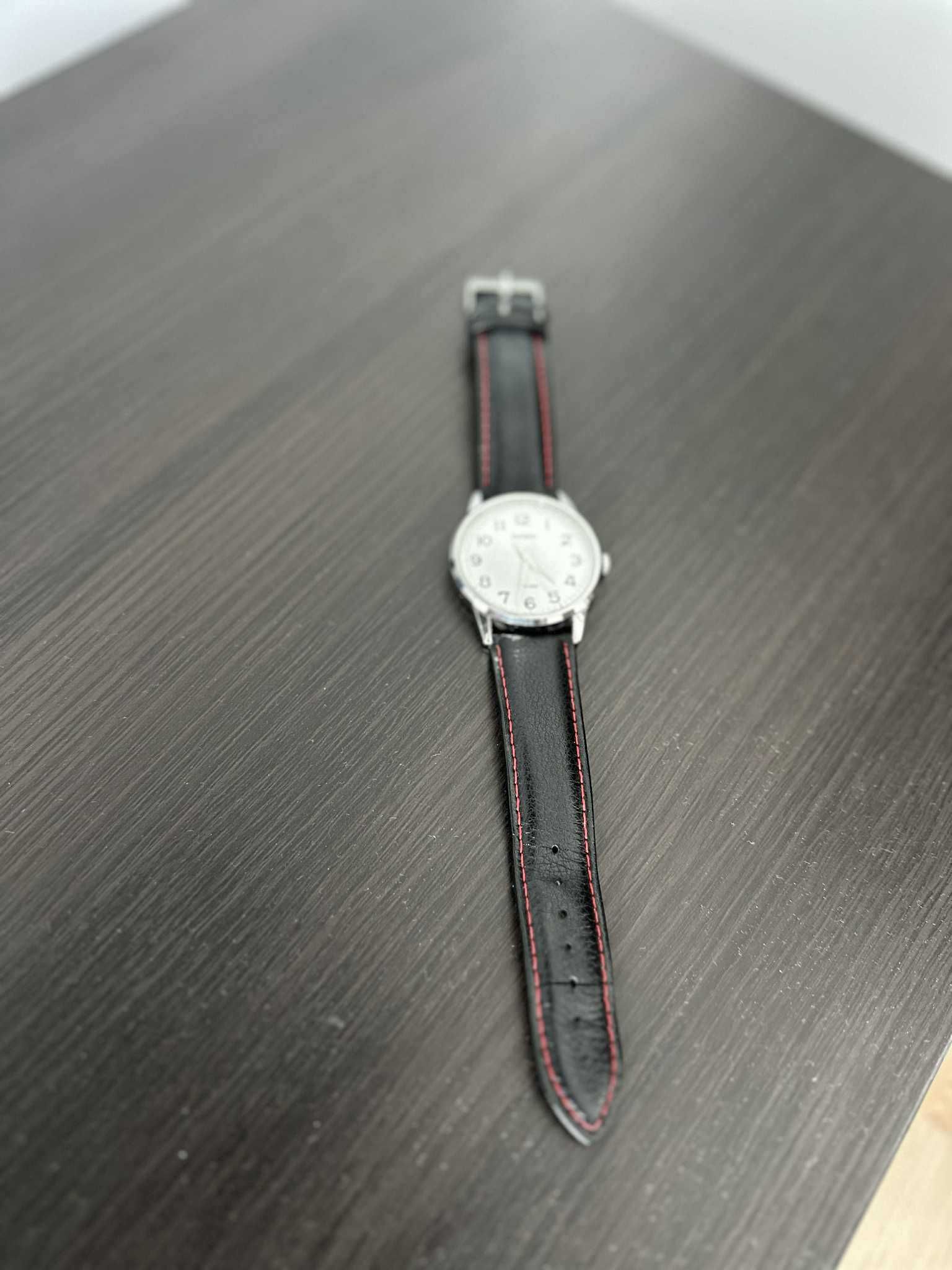 Zegarek analogowy Casio