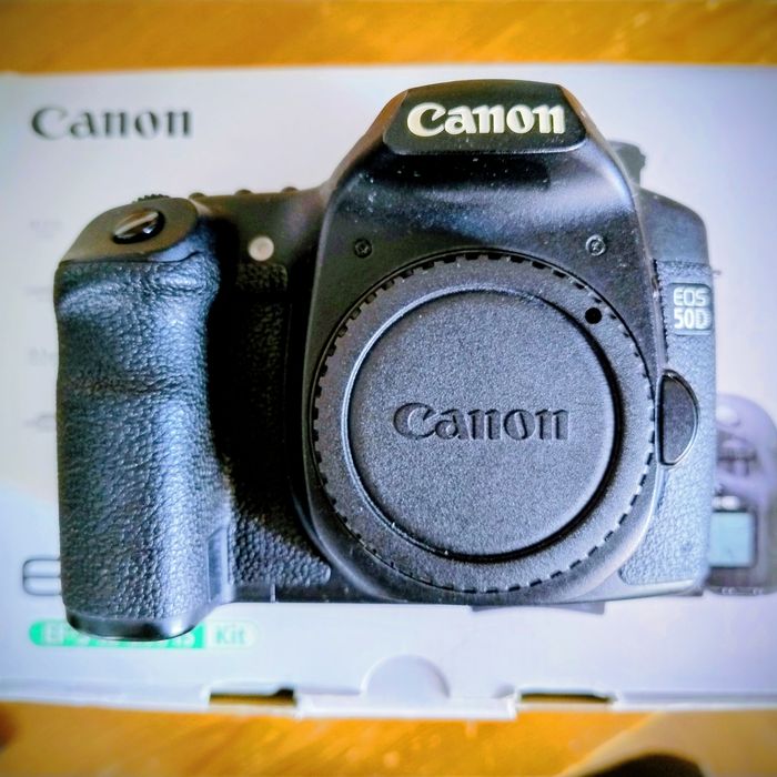 Canon 50d + karta CF 16GB