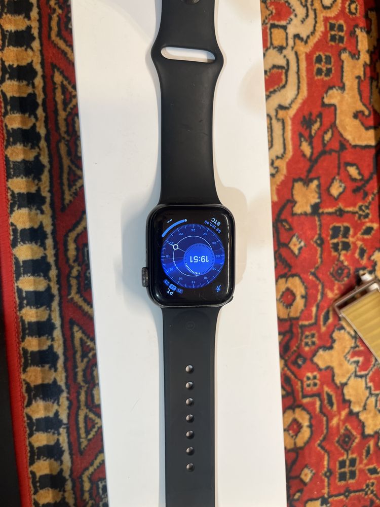 Apple Watch Series 6 (GPS + Cellular) 40mm