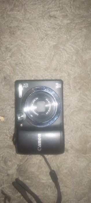 Фотик Canon в хорошем состояние недорого