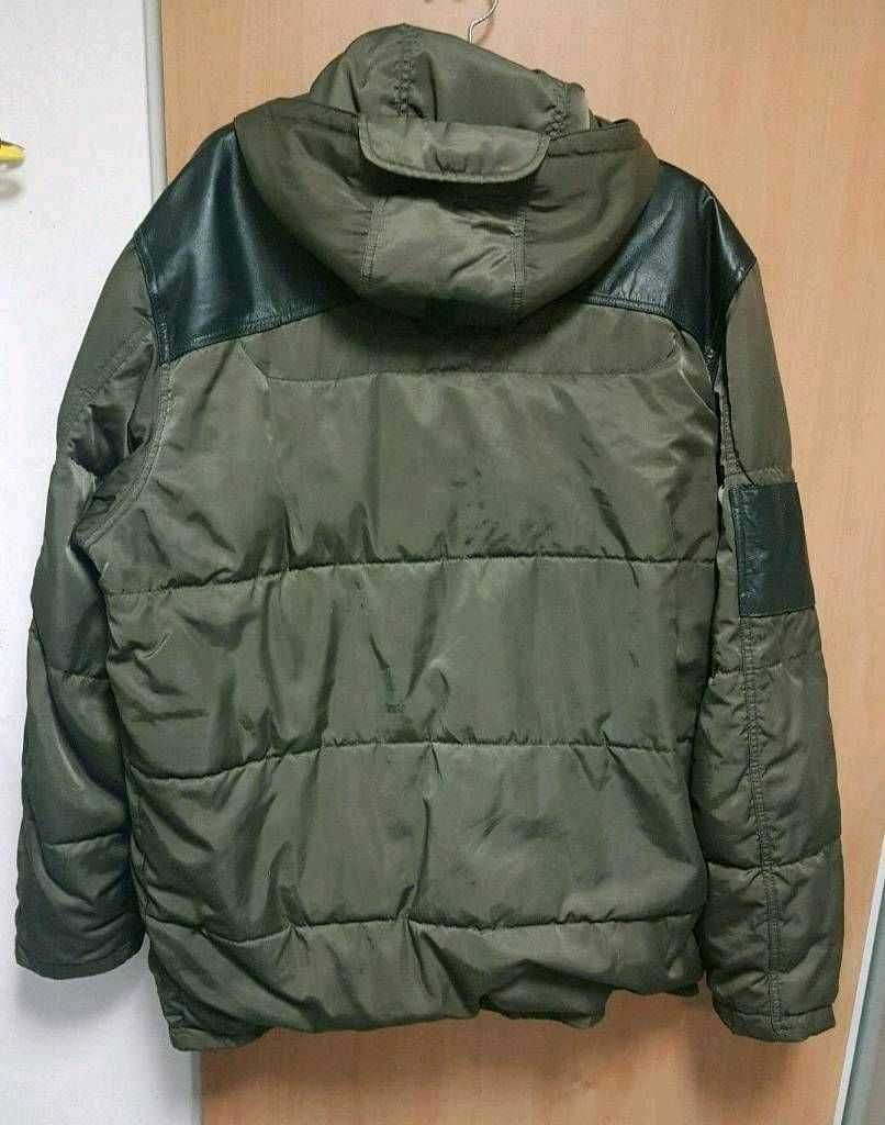 Продаю зимову пухову куртку Diesel, розмір XL