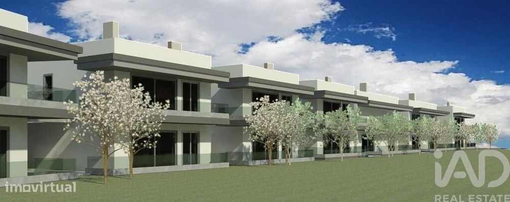 Casa T4 em São Martinho do Porto de 166,00 m2