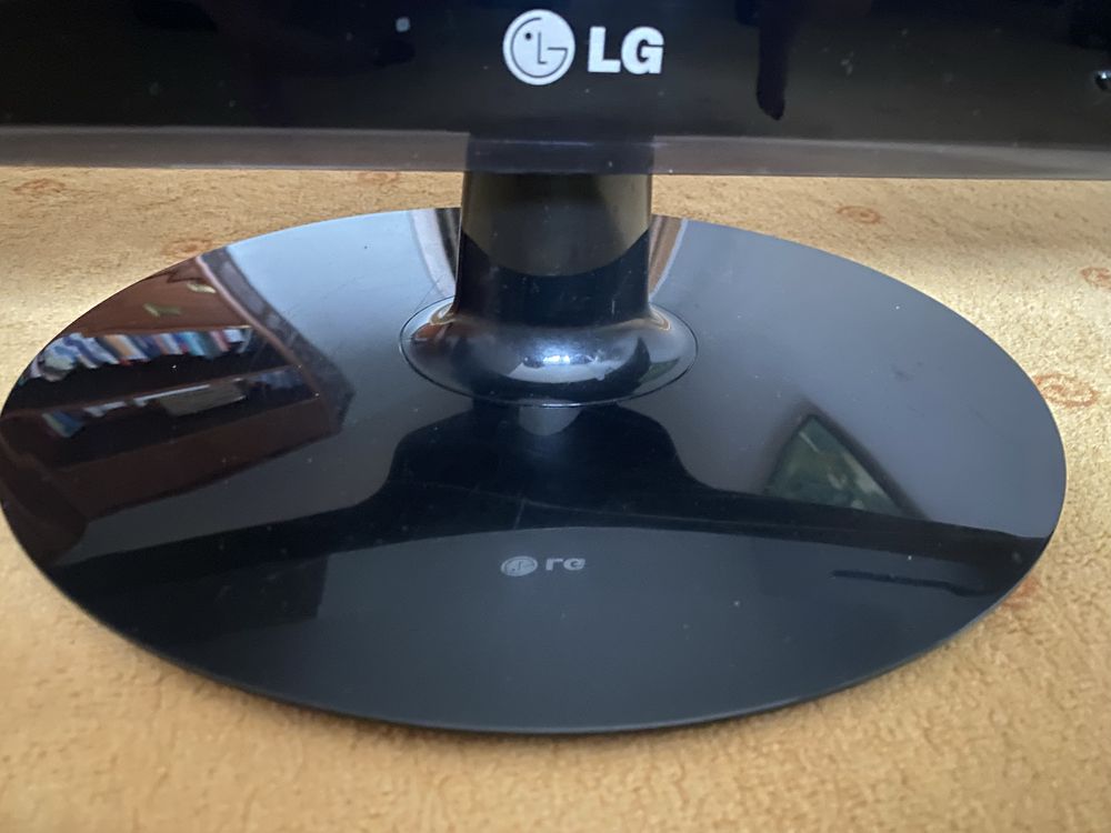 Monitor LG Flatron W2240S
