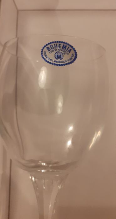 48 copos de marca bohemia