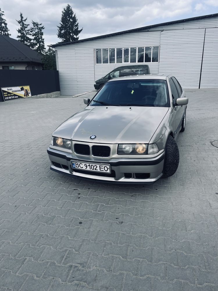 Продам bmw e36 обміняю на авто або мото