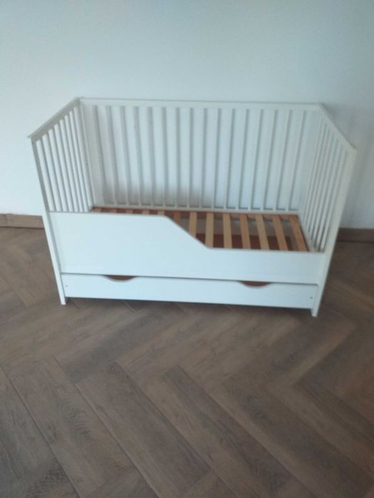 Łóżeczko dziecięce 120x60 z szufladą i materacem
