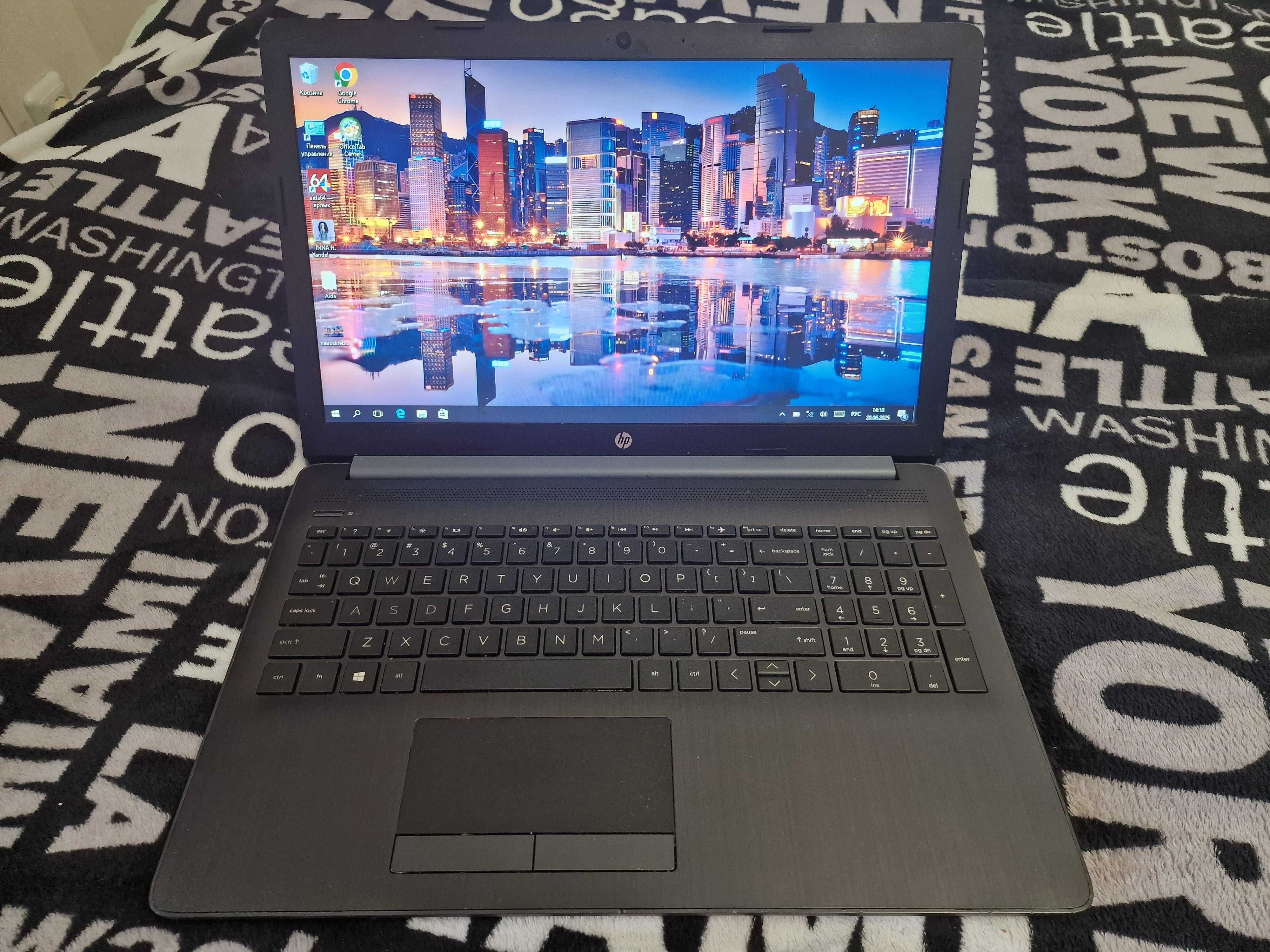 HP 15 250G7/15 multi-touch/Core" i3-7100U/8DDR4/1TB/Intеl НD620 2GB