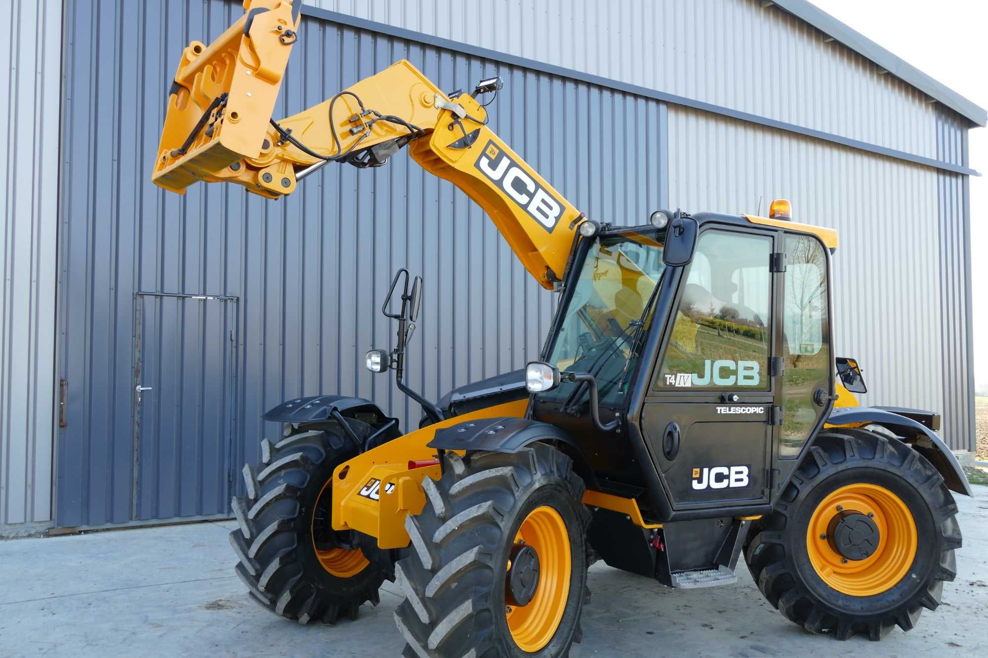 ładowarka teleskopowa jcb 526 56 agri plus
