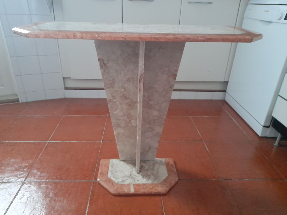 Mesa de encostar de pedra verdadeira