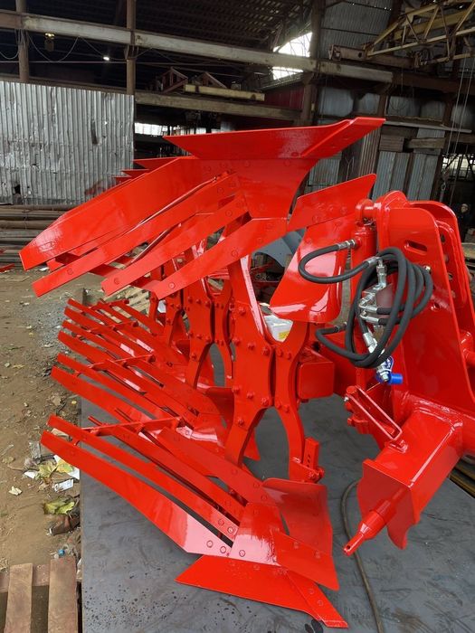 Плуг оборотний навісний Оптикон  «МАСТЕР  А3»  3 корпусний з передплуж