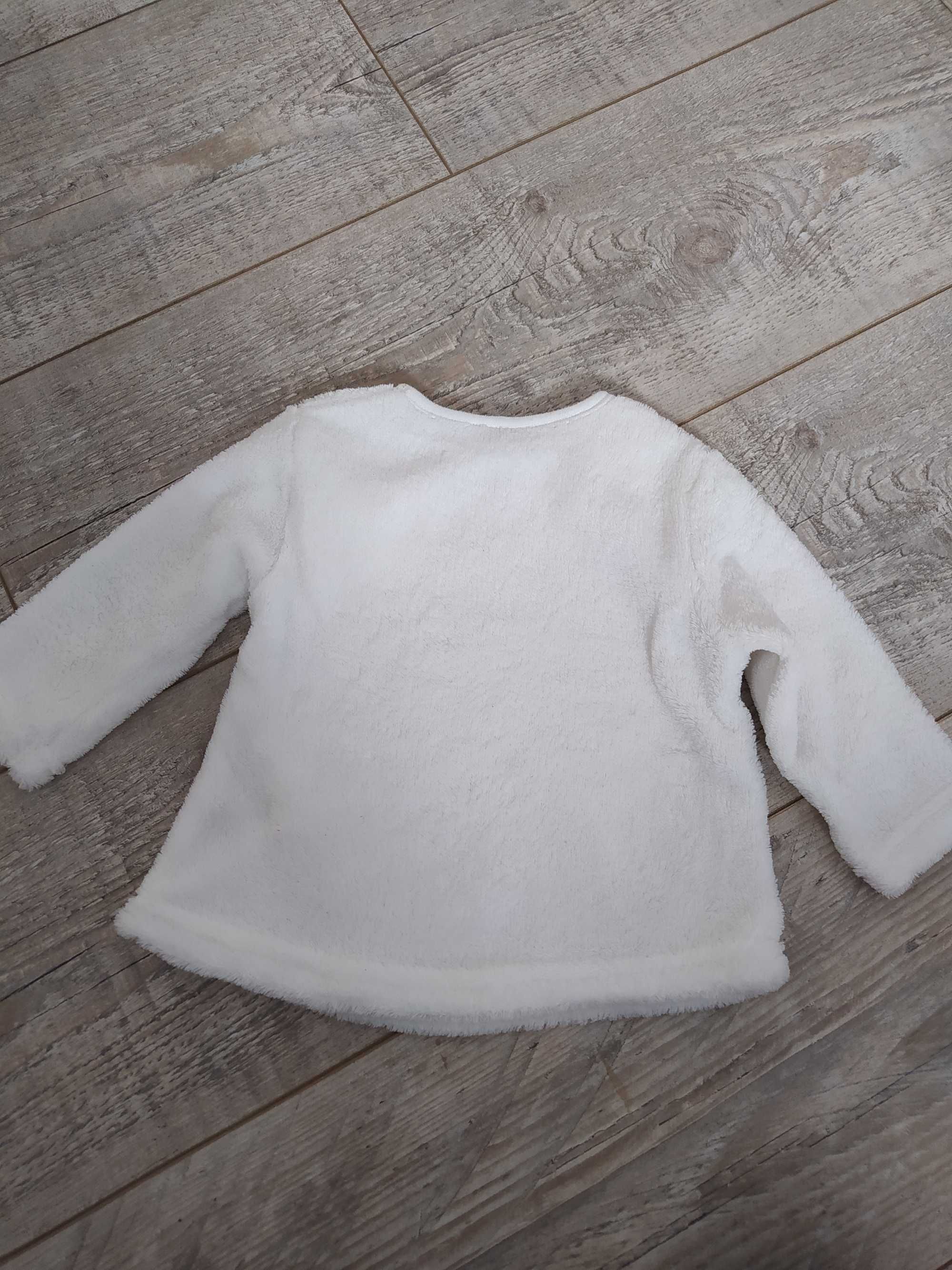 Biały mięciutki sweterek 68 cm