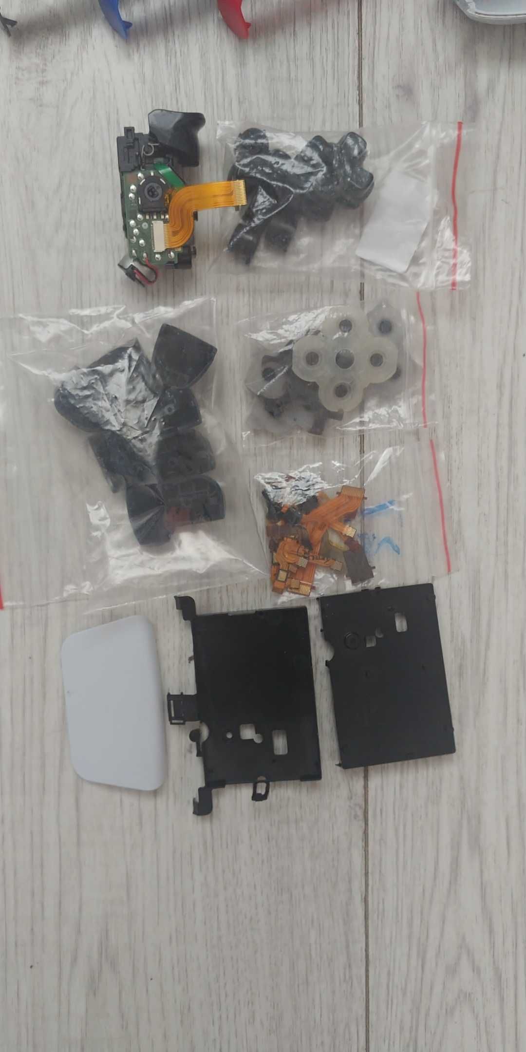 Zestaw części do kontrolerów PS 5  Dualsense