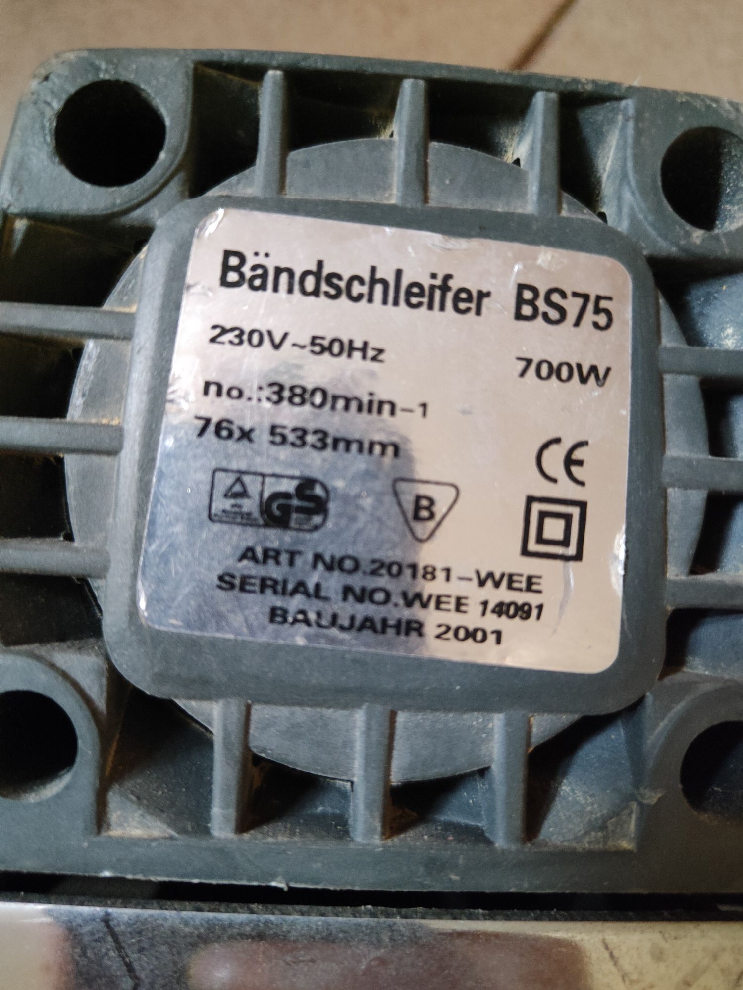 Niemiecka Szlifierka czołg stołowa Tip 700W