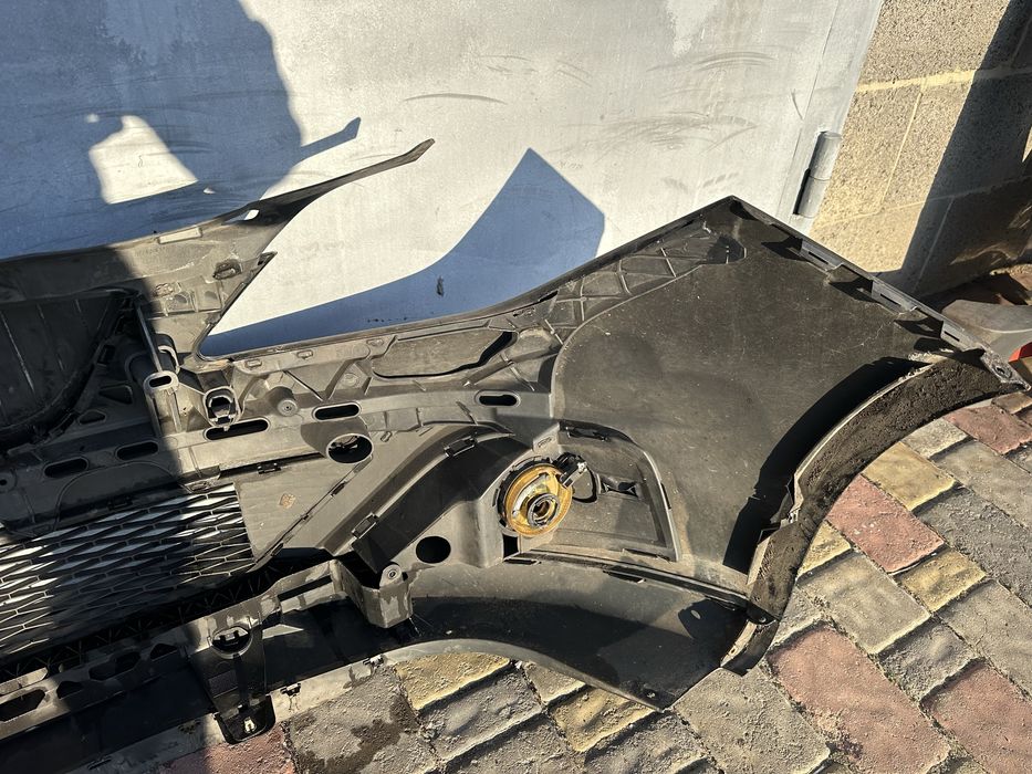 Бампер передний Seat Ibiza 4