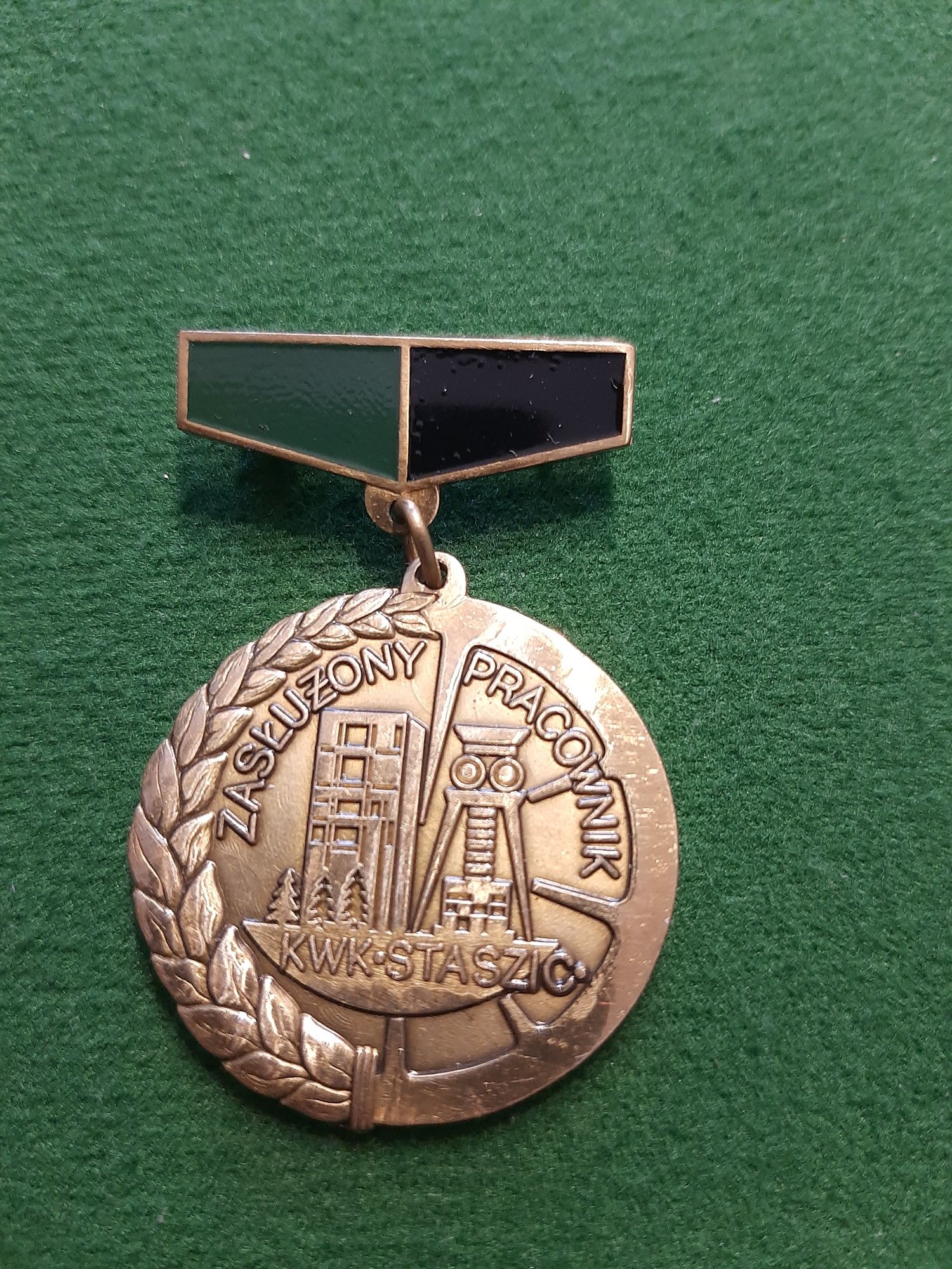 Medal górniczy zasłużony pracownik PRL