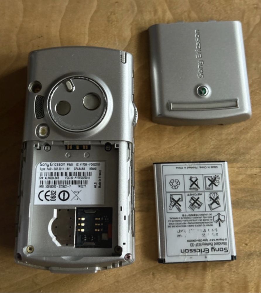 Ratytas ! Sony ericsson P990i - w kartoniku !