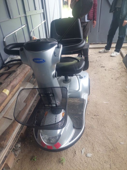 Skuter inwalidzki Invacare Orion trójkołowy