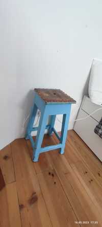 Chair/nightstand