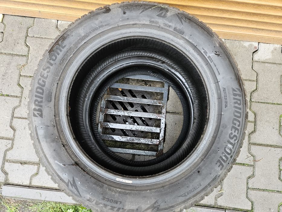 Opony zimowe Bridgestone 205/55/16