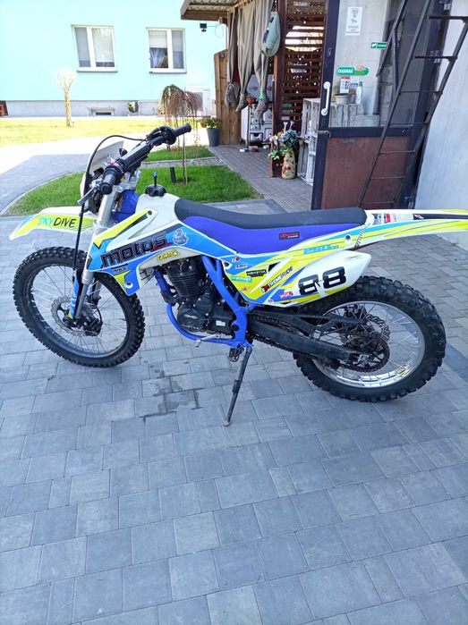 Sprzedam CROSS 250