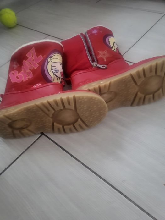 Kalosze Bratz   ocieplane polarkiem rozm 32-34 jak nowe