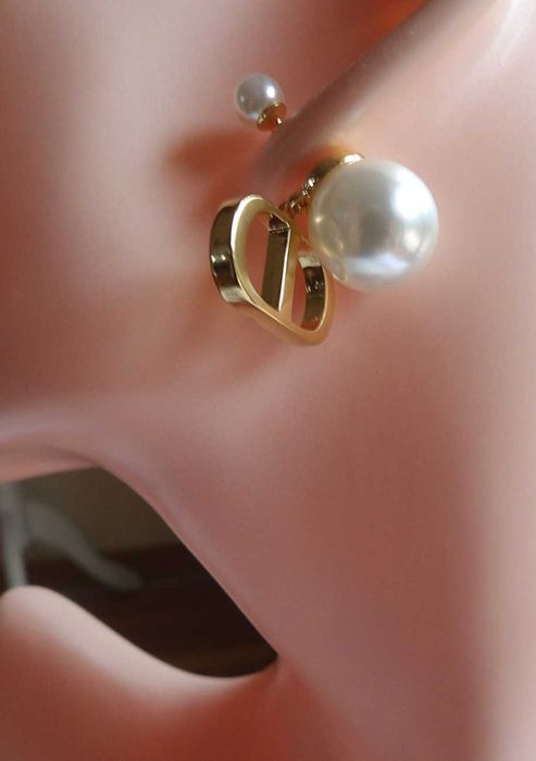 Dior kolczyki perły z przywieszką