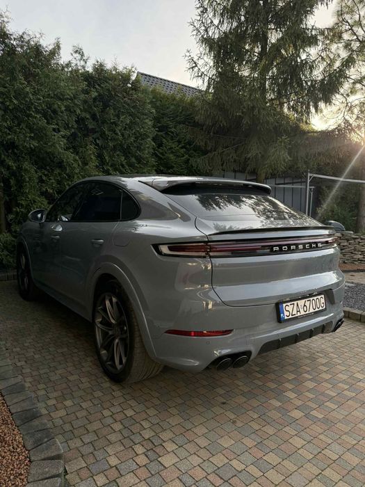 Porsche Cayenne E Hybryd Salon Polska