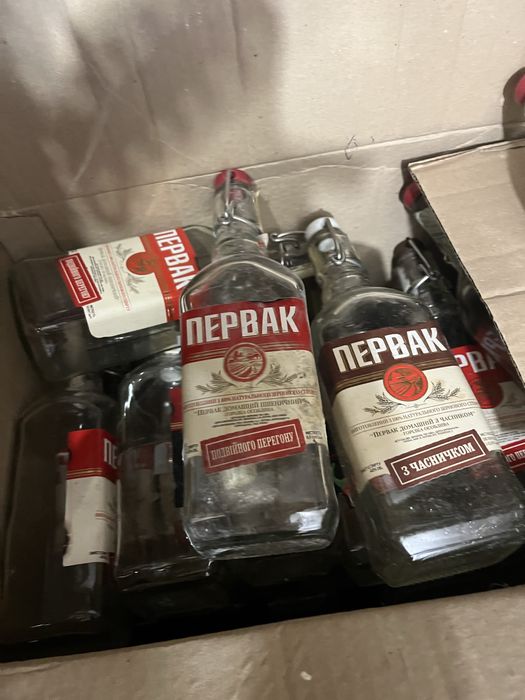 Пляшки первак 0,5 бугель  бугельний корок