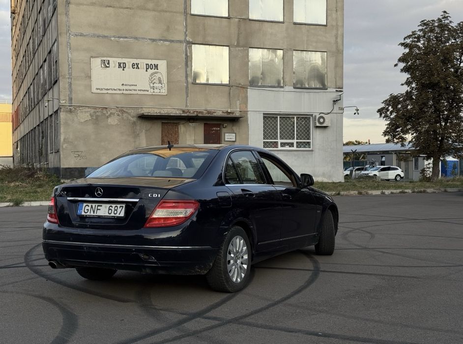 Обмін  мерседес с220