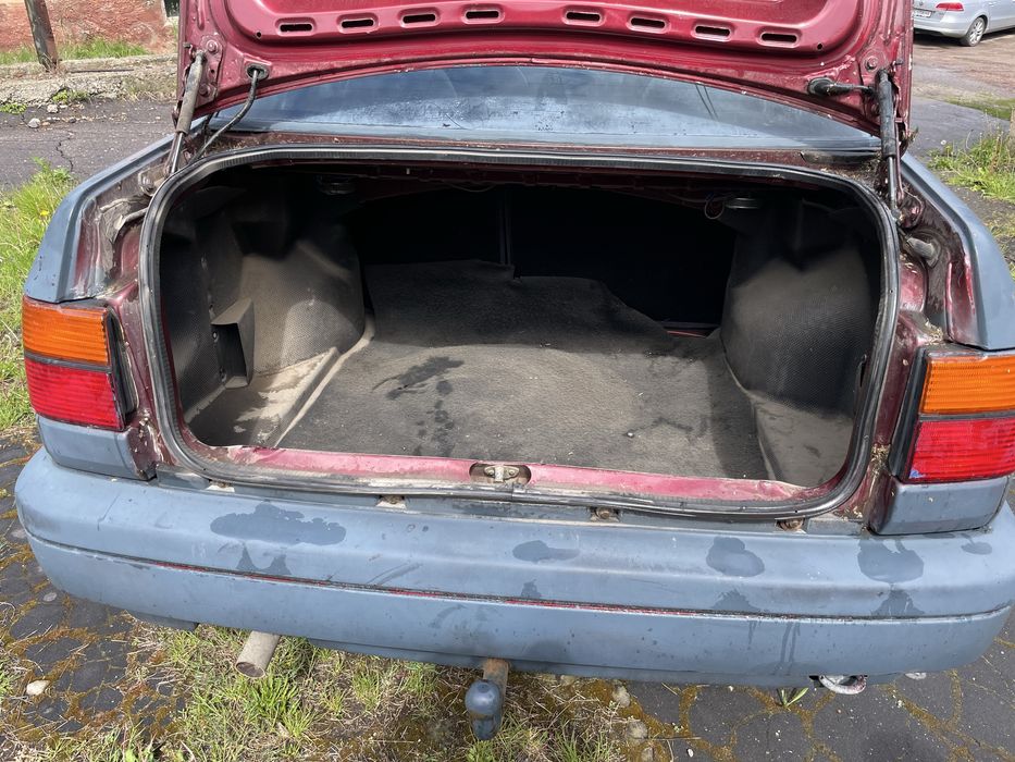 Продам Voklswagen Vento 1.8 бенз