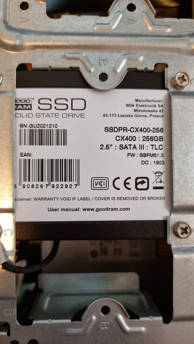 Computador desktop HP Pavilon.