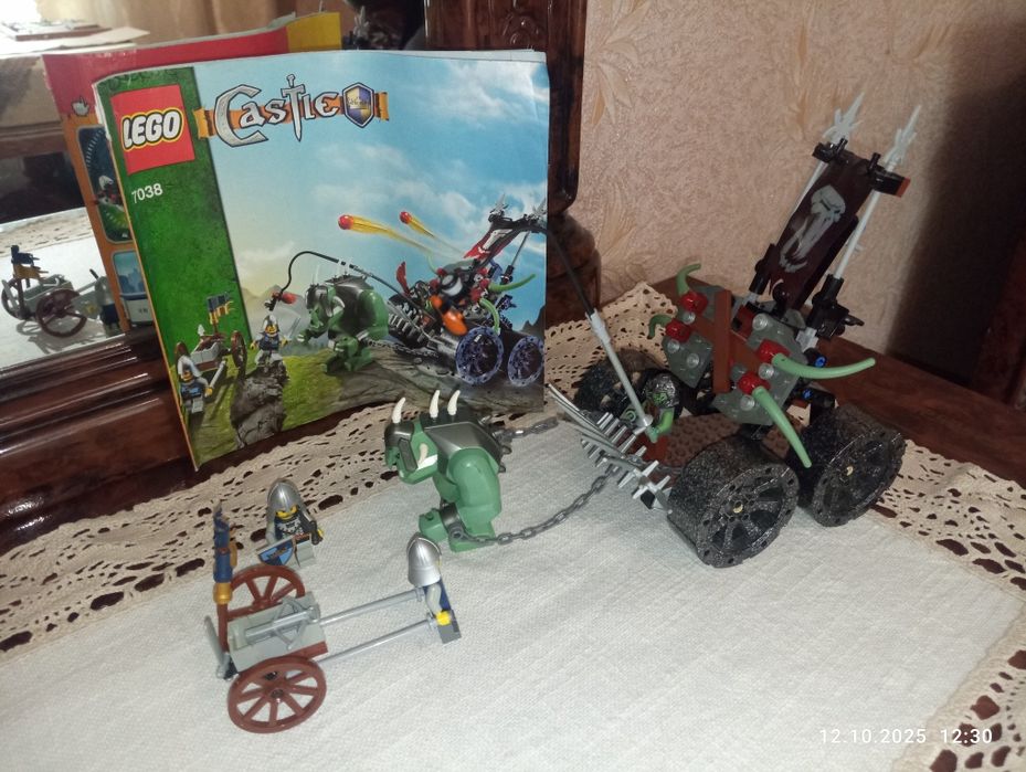 Лего 7038 Штурмовий фургон тролів
